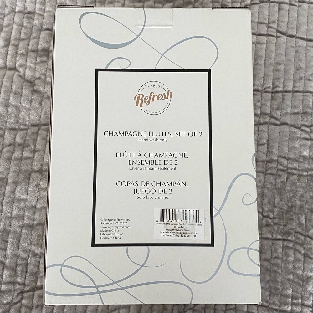 Cypress Home Wedding Day Décor Mr. and Mrs. Champagne Flutes - BRAND NEW!!! - Picture 5 of 13